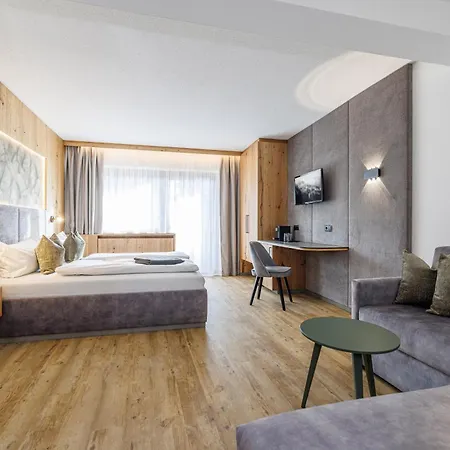 Panoramahotel Schwendbergerhof ホテル ヒパッハ
