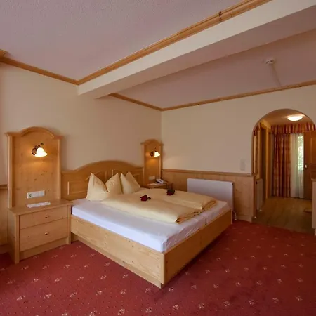 酒店 施温德博格霍夫全景酒店 4*